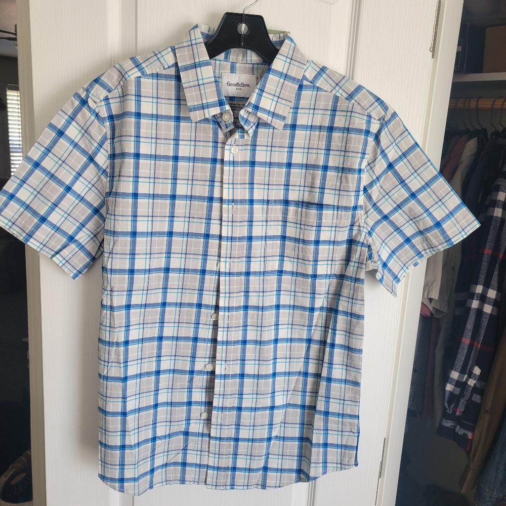 Mens Size Medium Goodfellow Button-down. New